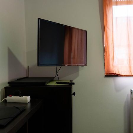 Apartment Eurho Osijek Luaran gambar