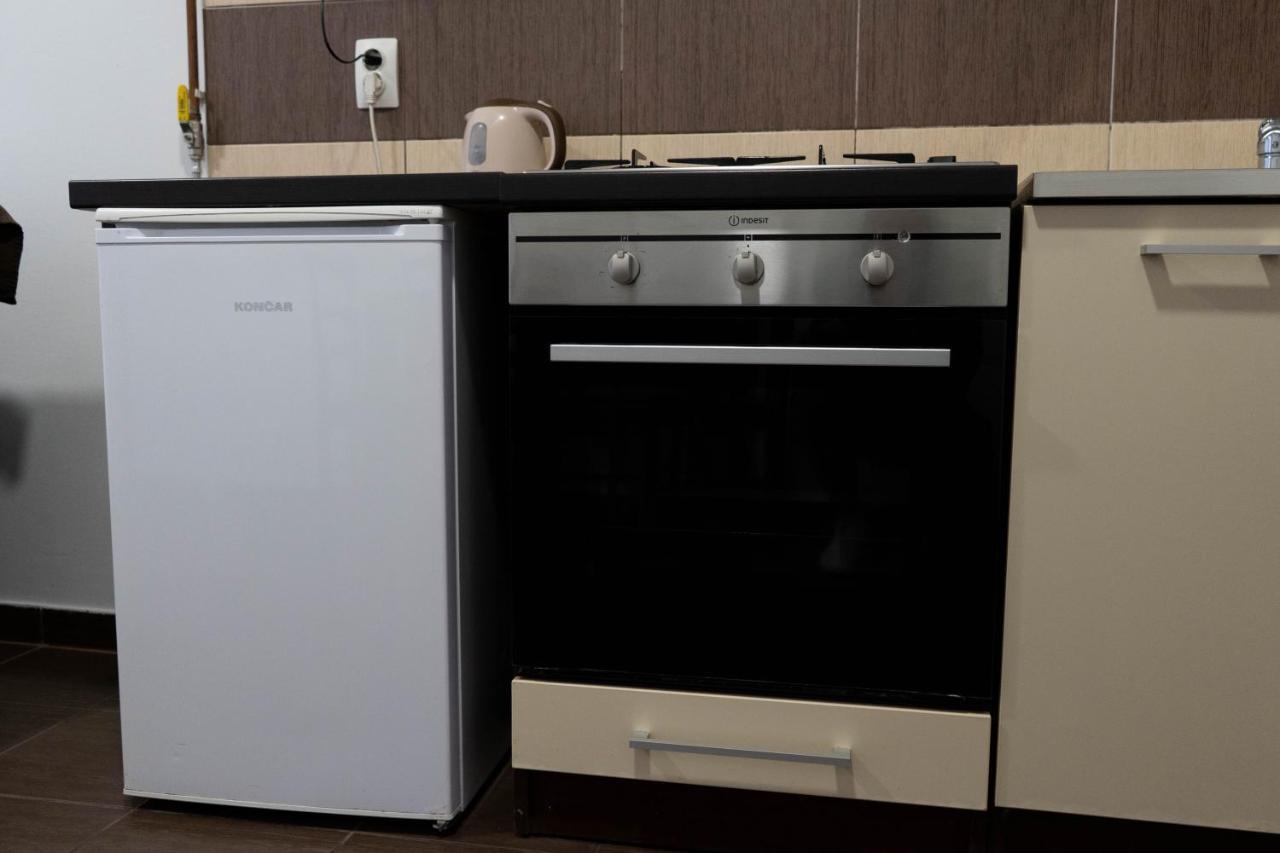 Apartment Eurho Osijek Luaran gambar