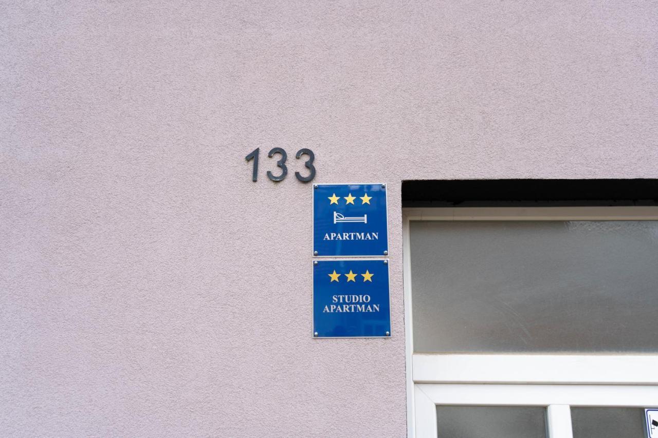 Apartment Eurho Osijek Luaran gambar